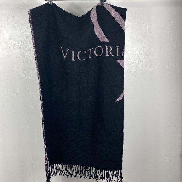 Victoria’s Secret black and pink blanket scarf with fringe - Picture 1 of 8